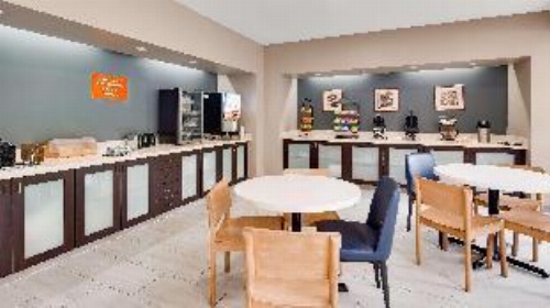 Best Western Plus Augusta North Inn & Suites image 12