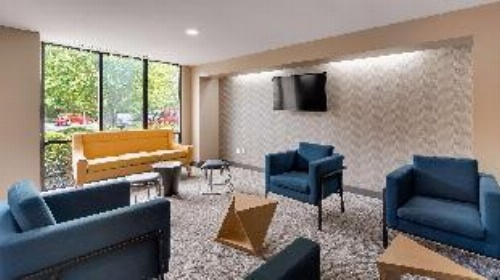 Best Western Plus Augusta North Inn & Suites image 2